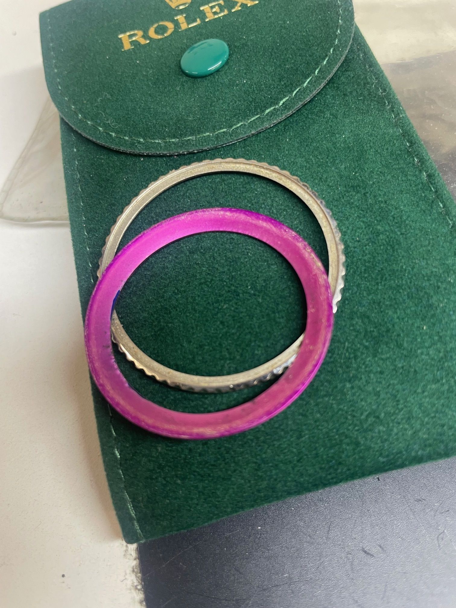 Back bezel