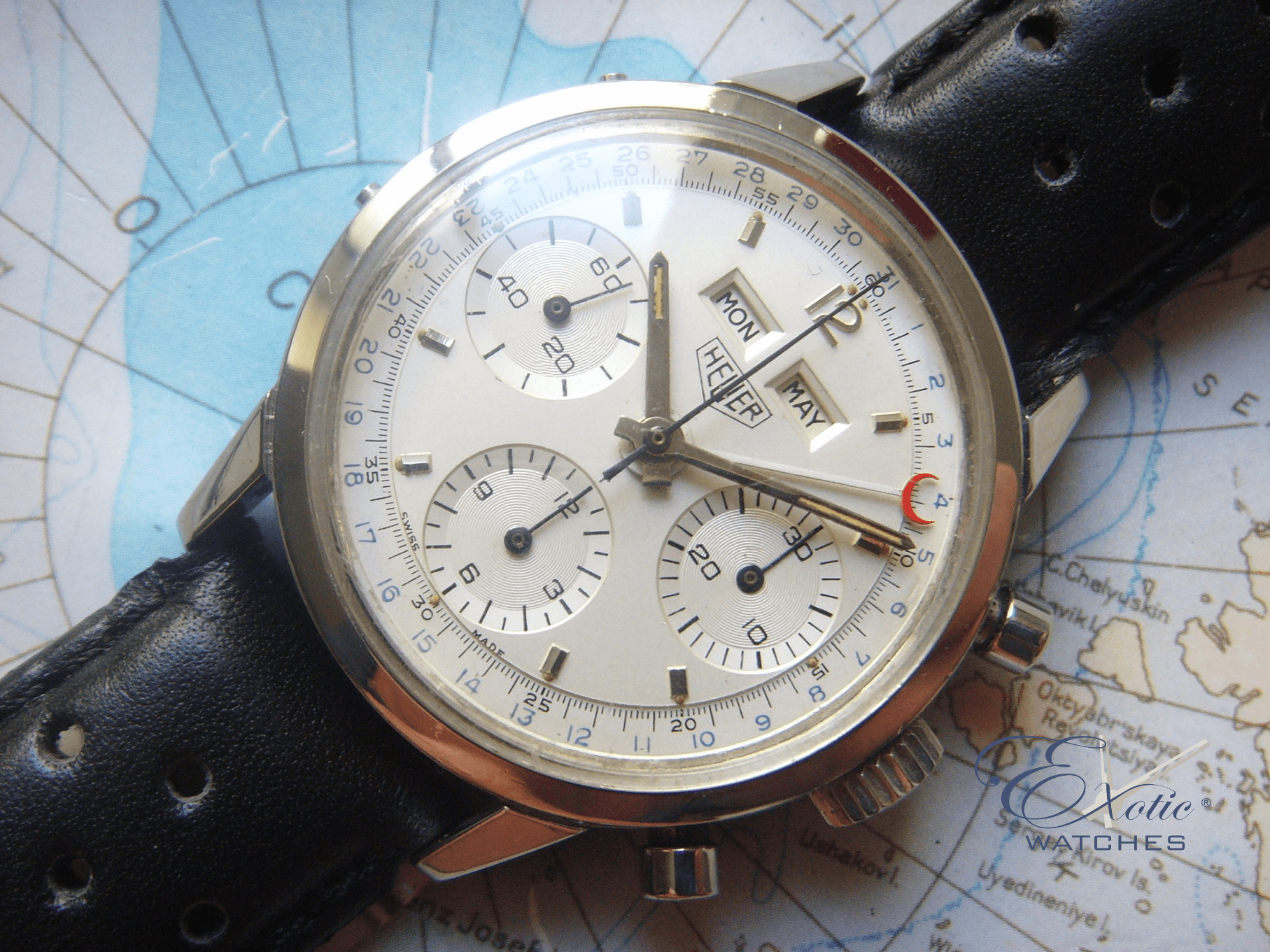 Vintage Heuer Triple Date 2547 Vintage Heuer Triple Date 2547